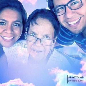 Meet your Posher, Beatriz dennis